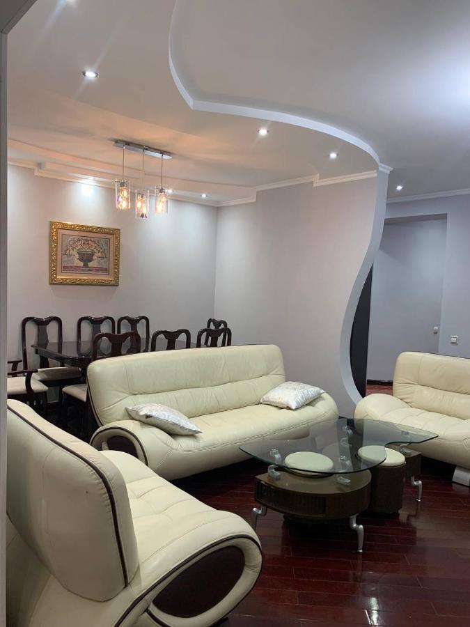 Beautiful Apartments In The Heart Of The City Tashkent Exterior photo